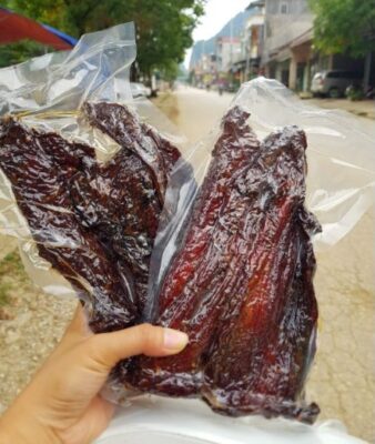 thịt hun khói Măng Đen