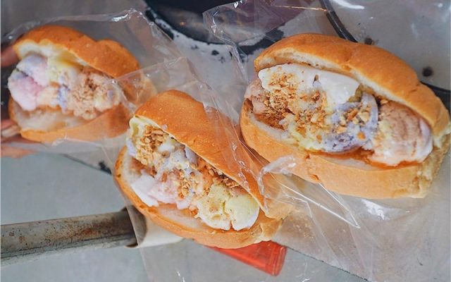 Top Các Địa Điểm Bánh Mì Kem Tuổi Thơ Ngon Ở Sài Gòn