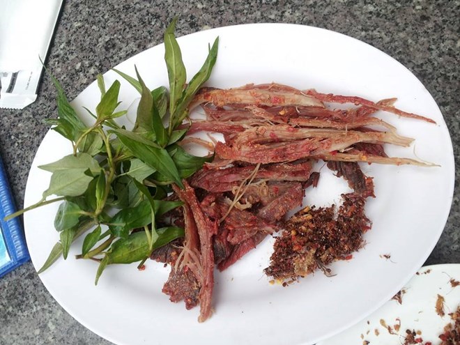 Tuyệt chiêu làm bò một nắng, muối kiến vàng ngày Tết ai cũng khen ngon 2 237746816795